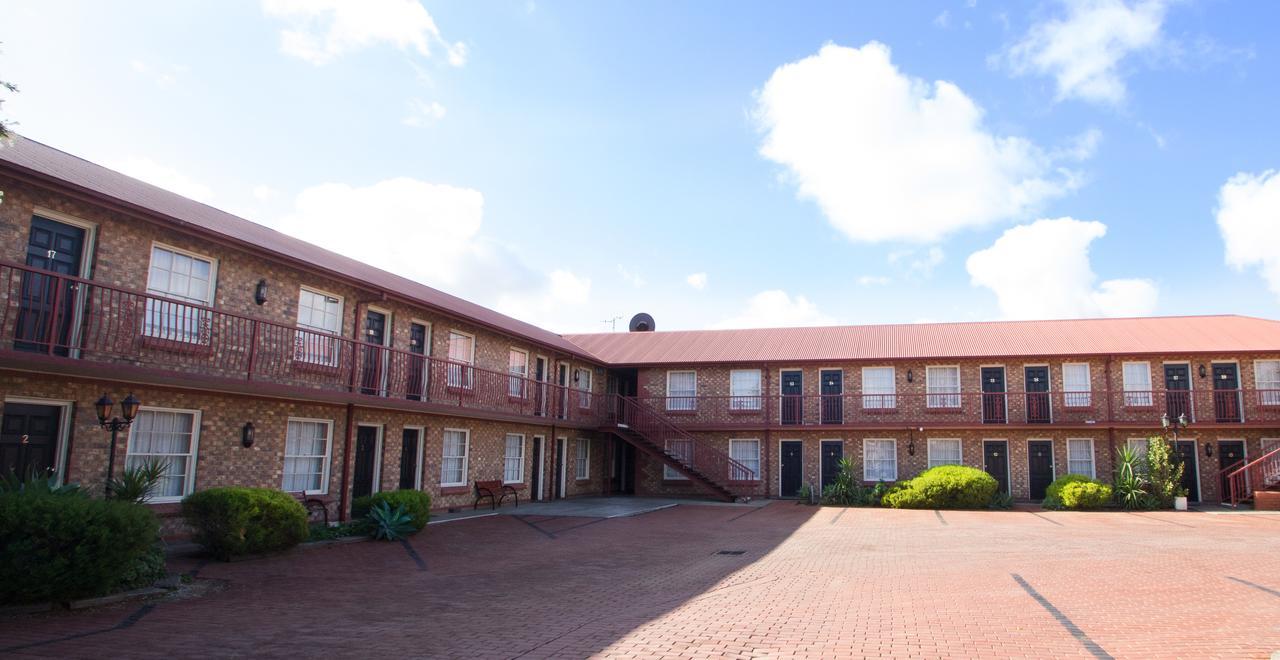 Old Willyama Motor Inn Broken Hill Dış mekan fotoğraf